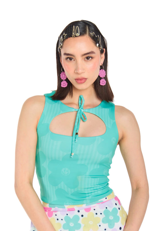 TOP ESCOTE TURQUESA FLOR