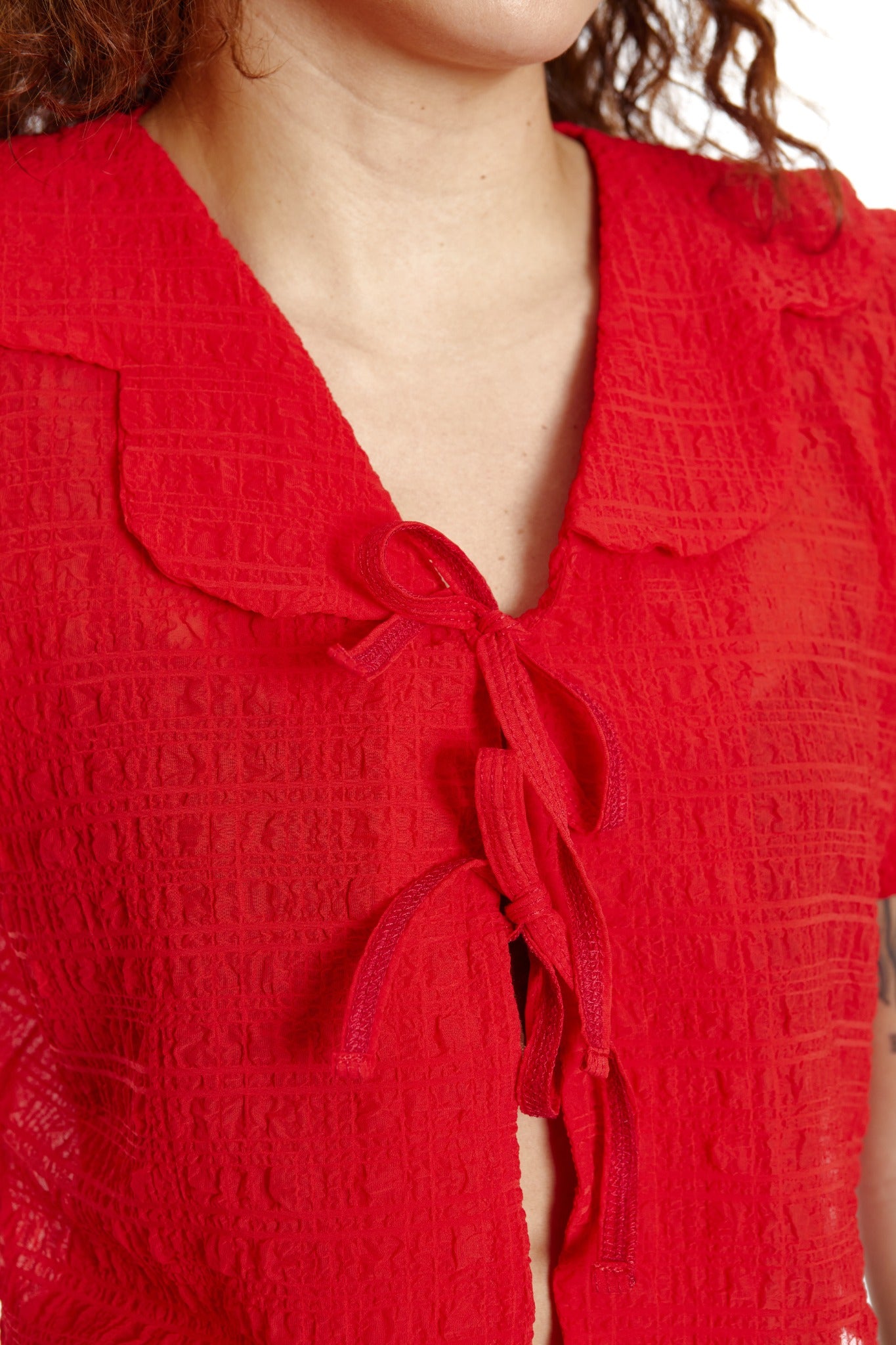 BLUSA FLOR ROJA
