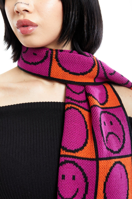 BUFANDA MAGENTA CARITAS