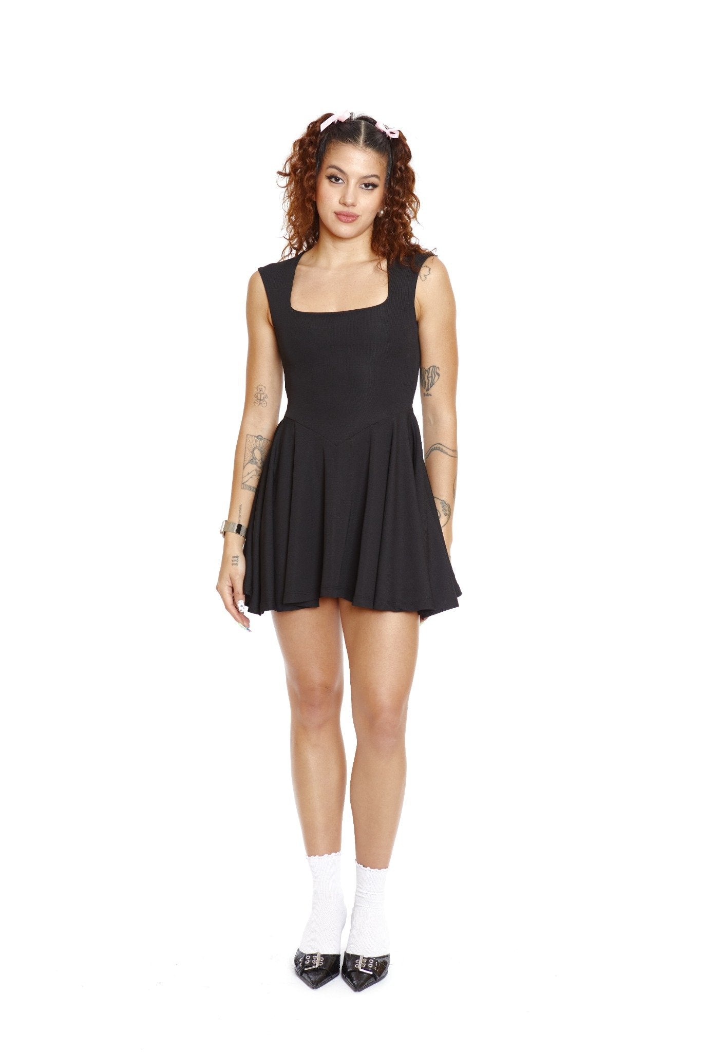 MINI VESTIDO NEGRA