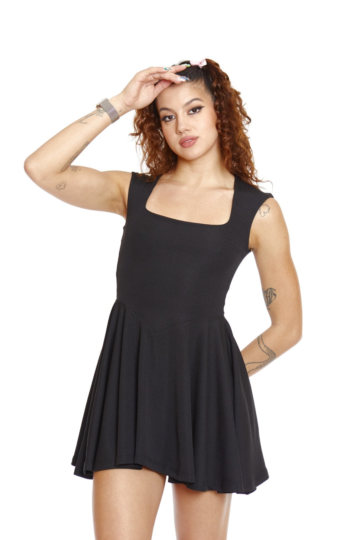 MINI VESTIDO NEGRA