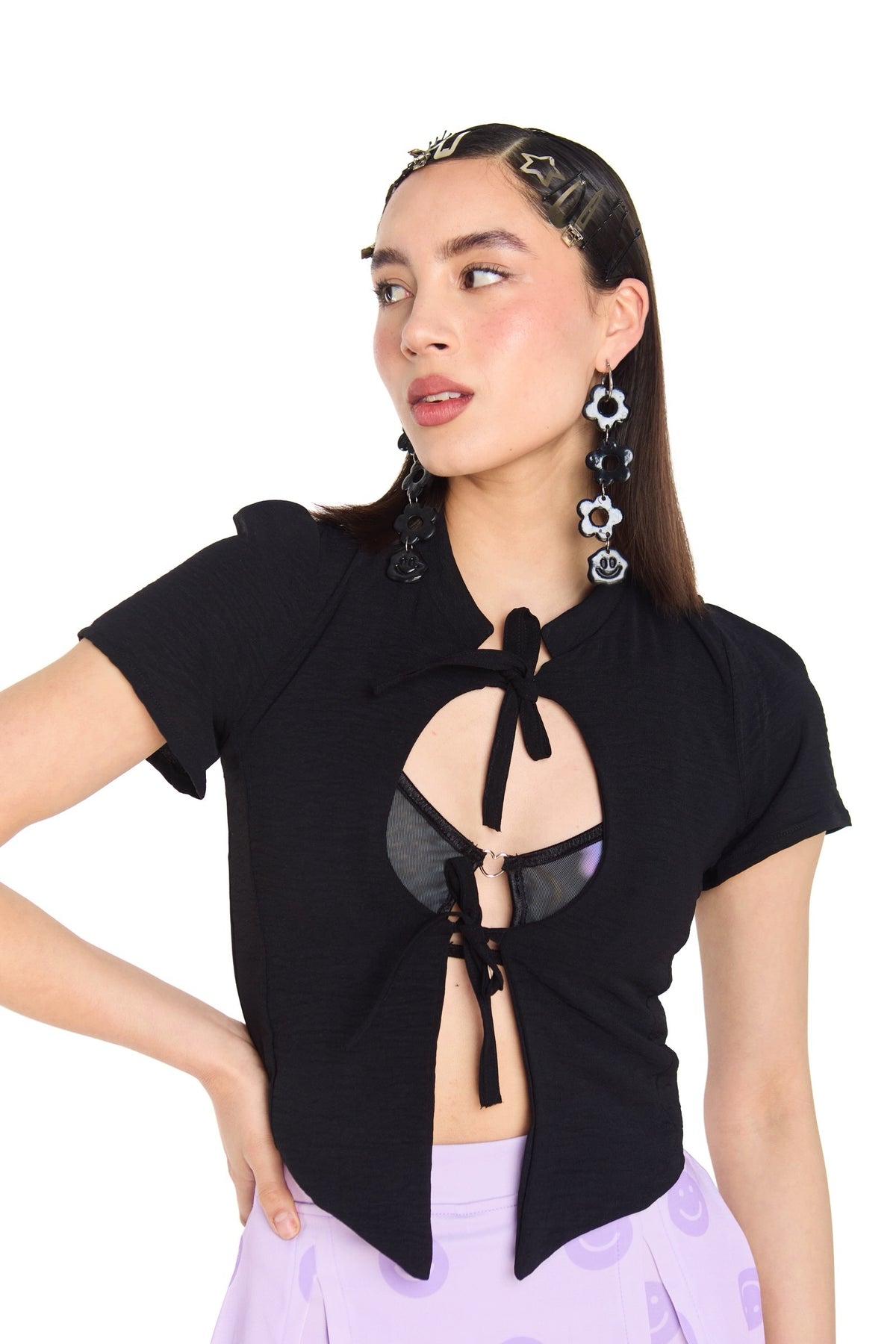 BLUSA ESCOTE NEGRO BASIC