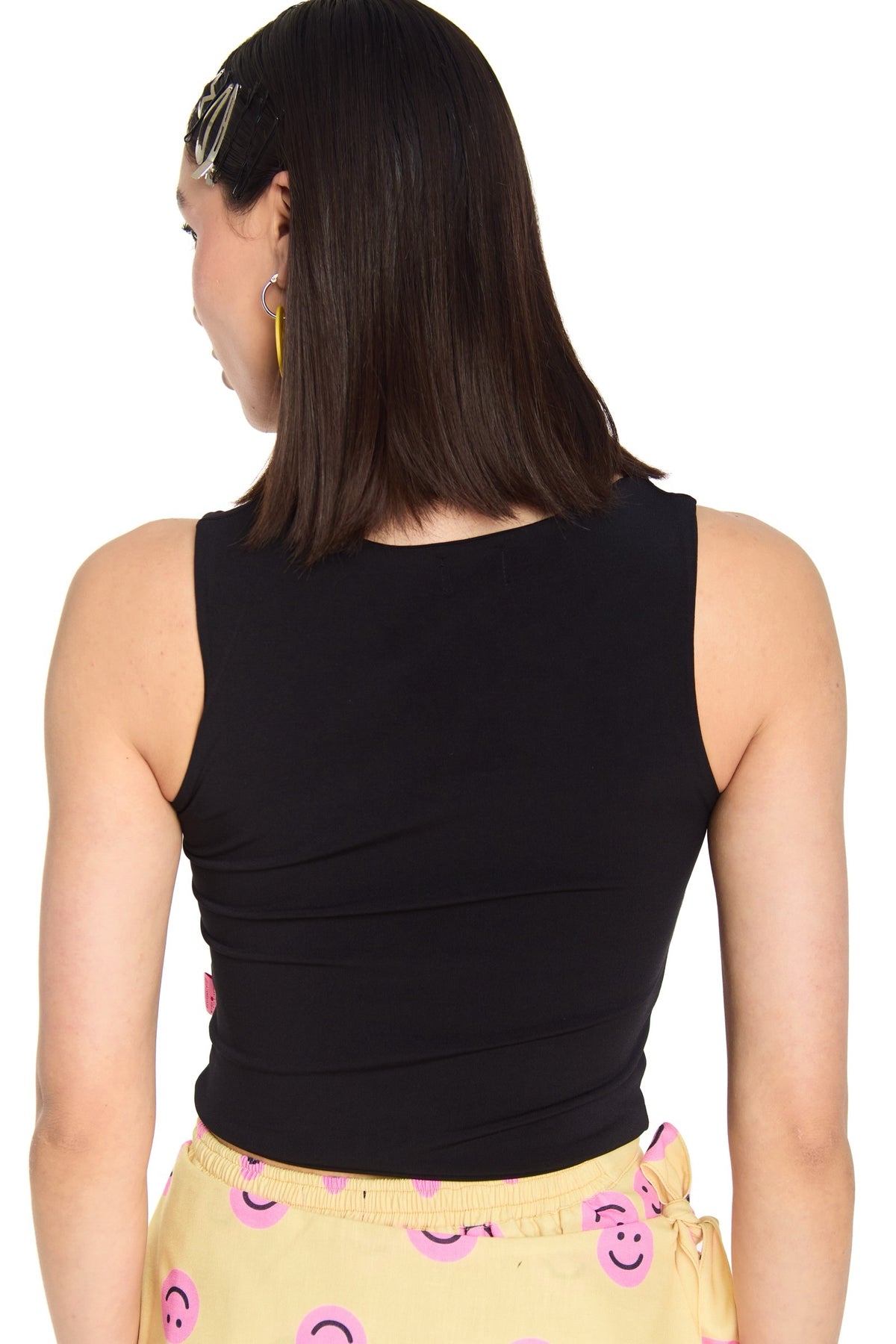 TOP ESCOTE NEGRO BASIC