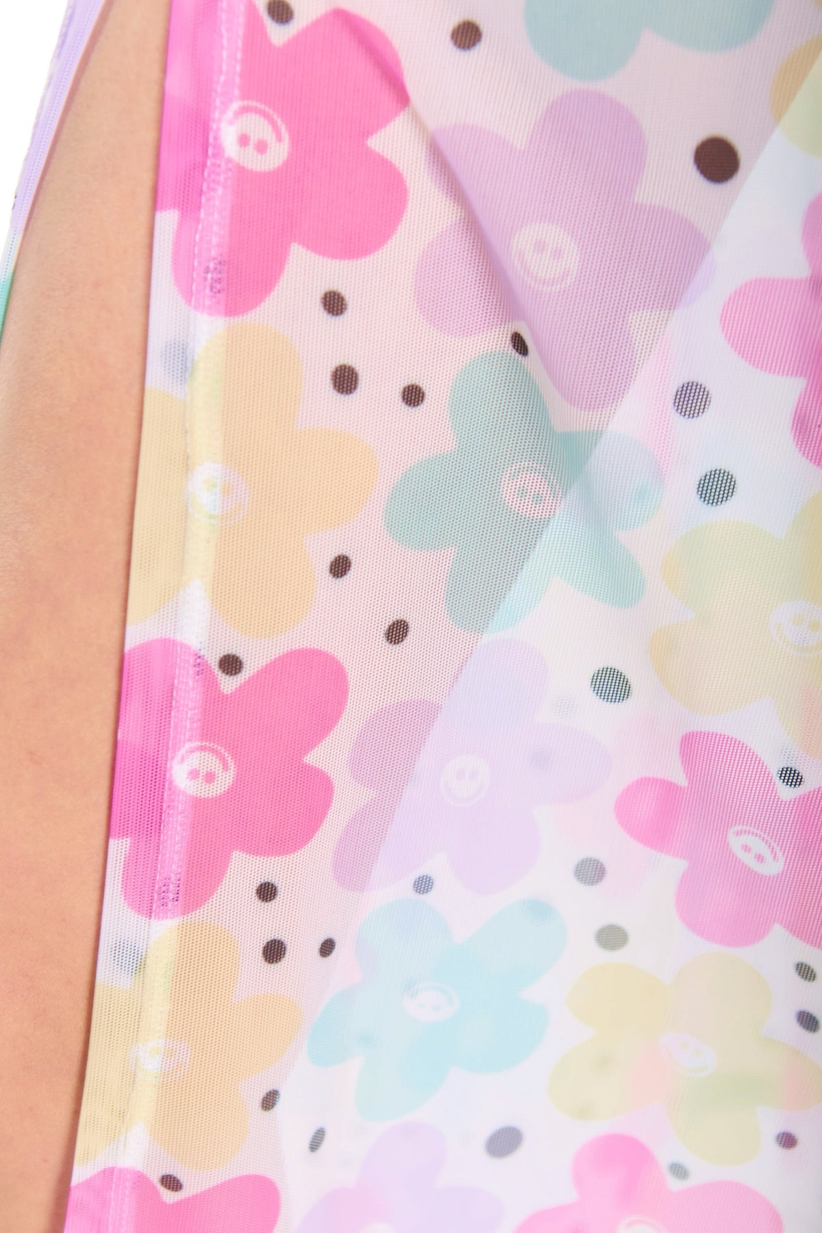 MAXI MESH FLORES PASTEL