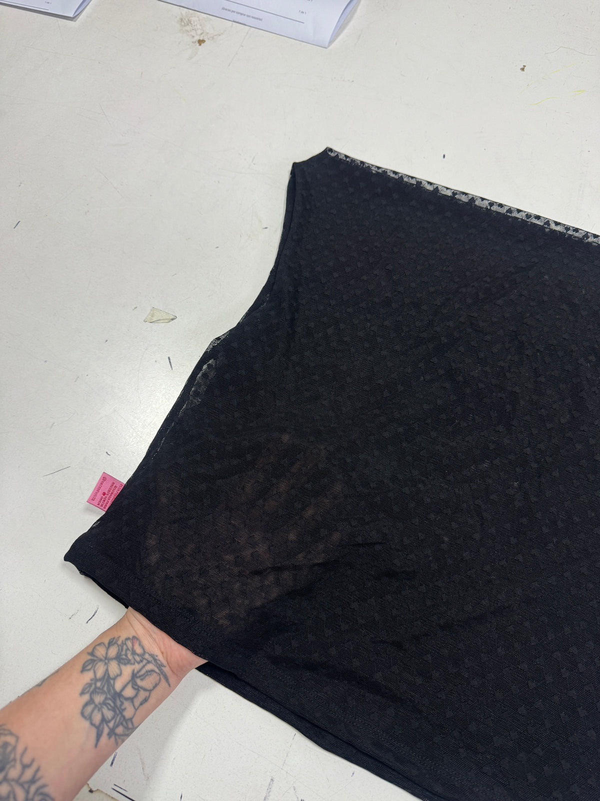 TOP MESH MINI CORAZONES