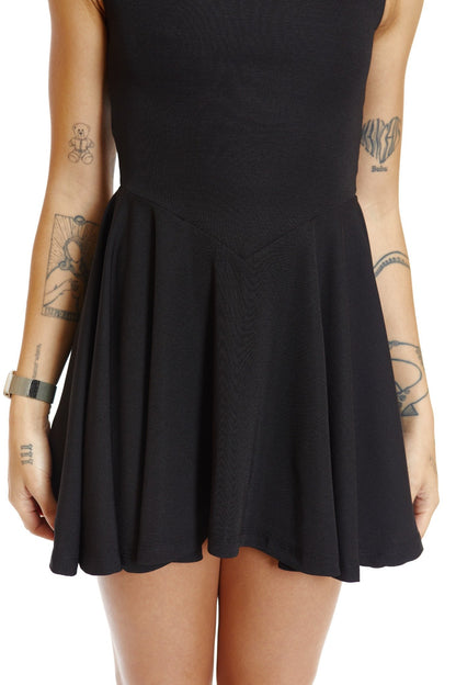 MINI VESTIDO NEGRA