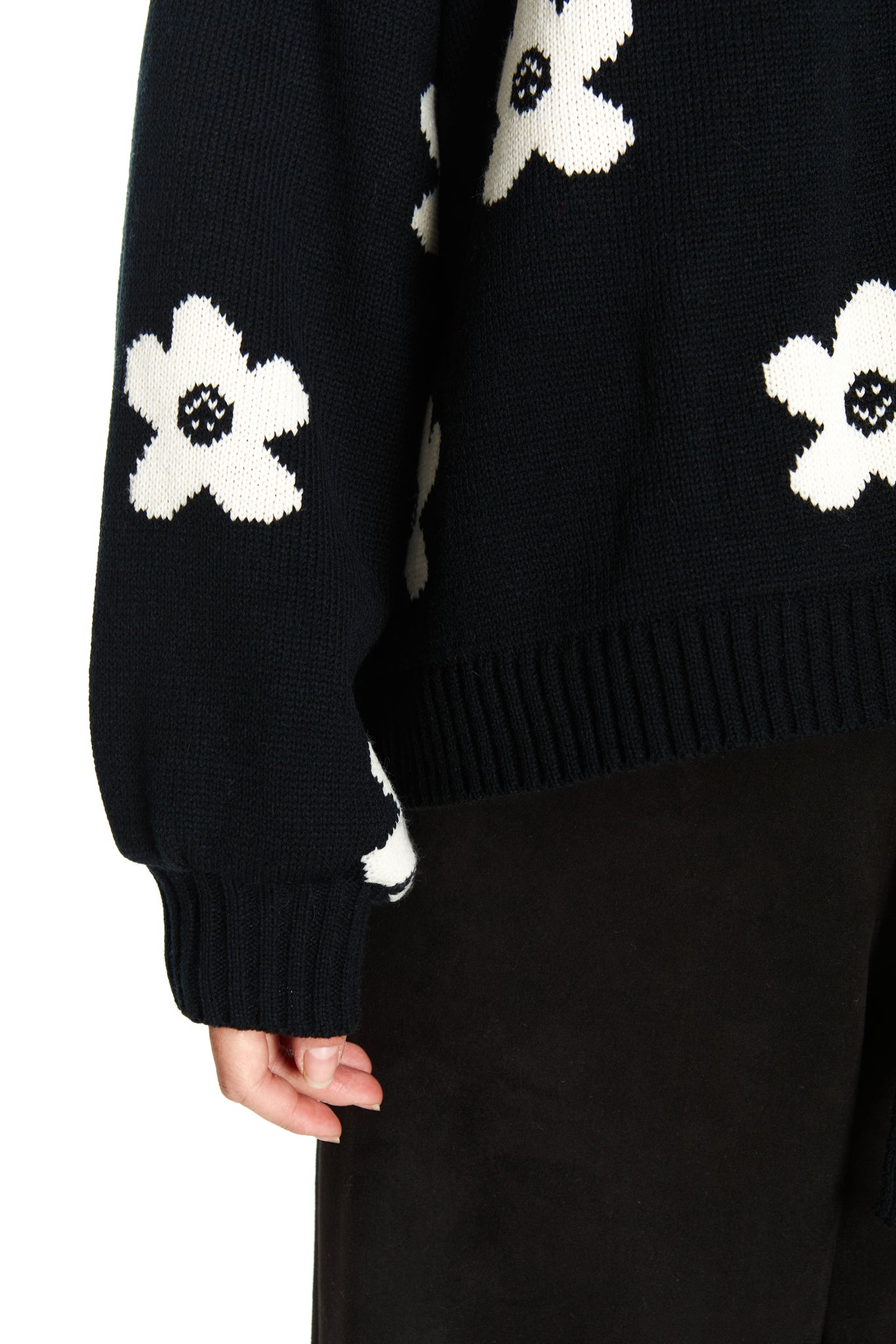 CHALECO TEJIDO NEGRO FLOR